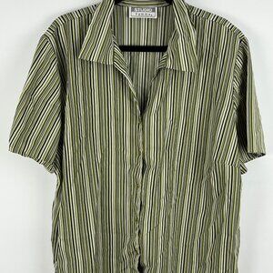 Studio Femme Top Blouse Size XXL Green Striped Short Sleeve Collared Button Down